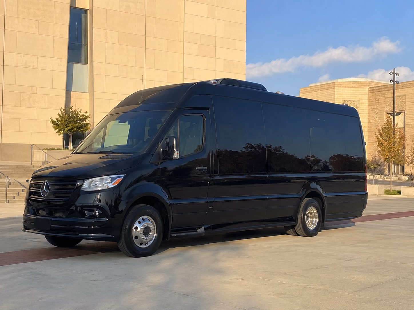 18 passenger sprinter van