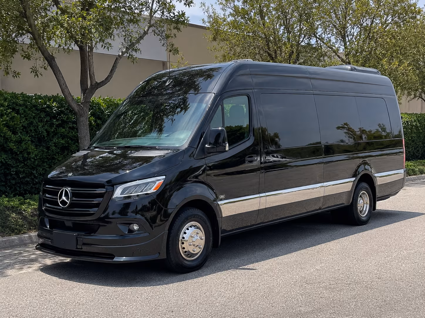 8 passenger sprinter van